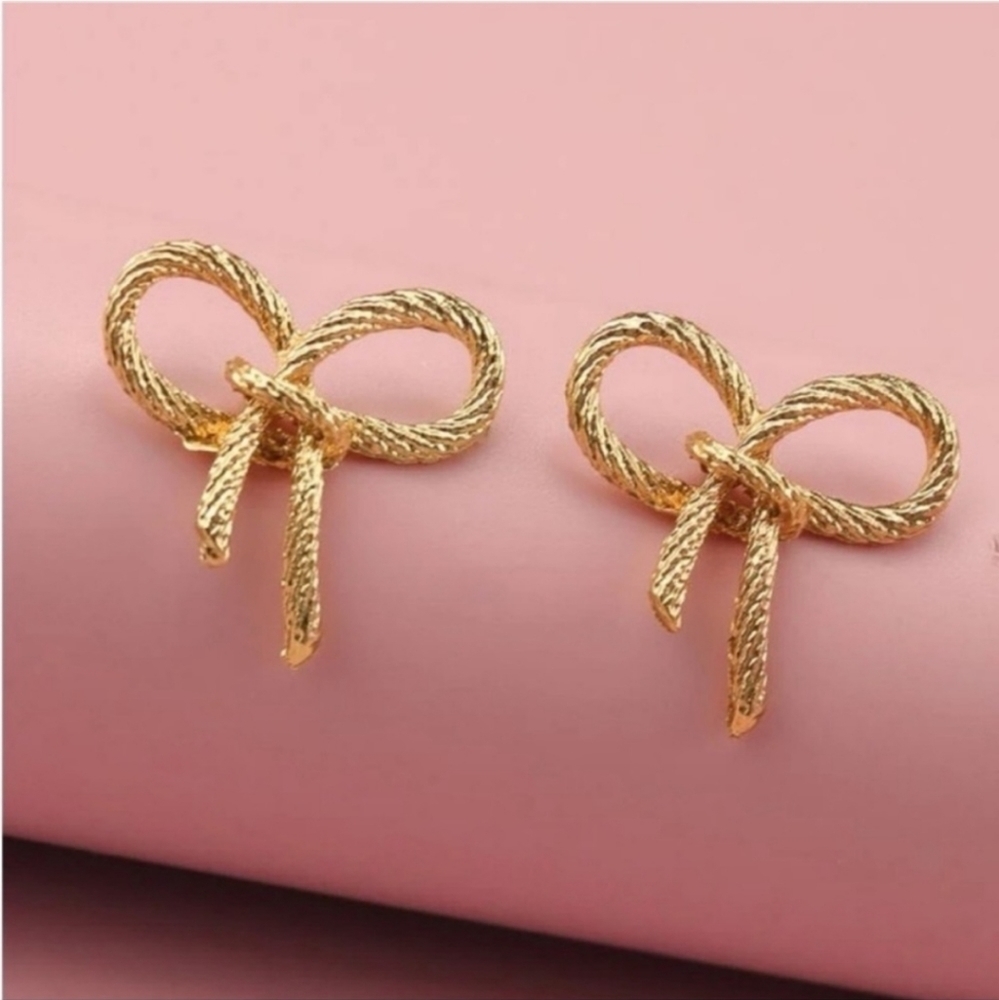 Gold Plated Textured Rope Bow Earrings NWT - Picture 2 of 3